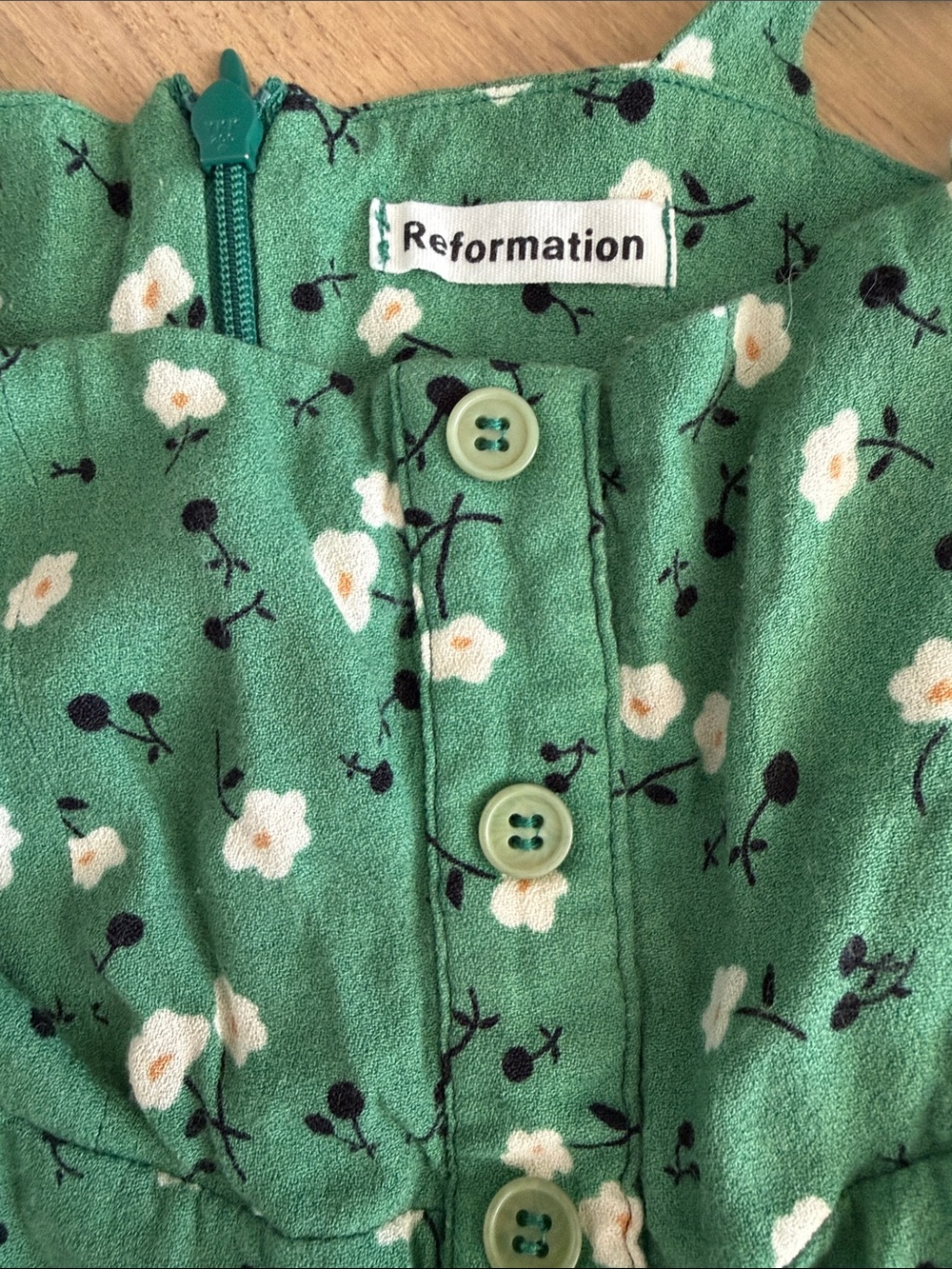 Reformation Green Floral Button-Front Kids Dress - Picture 2 of 4